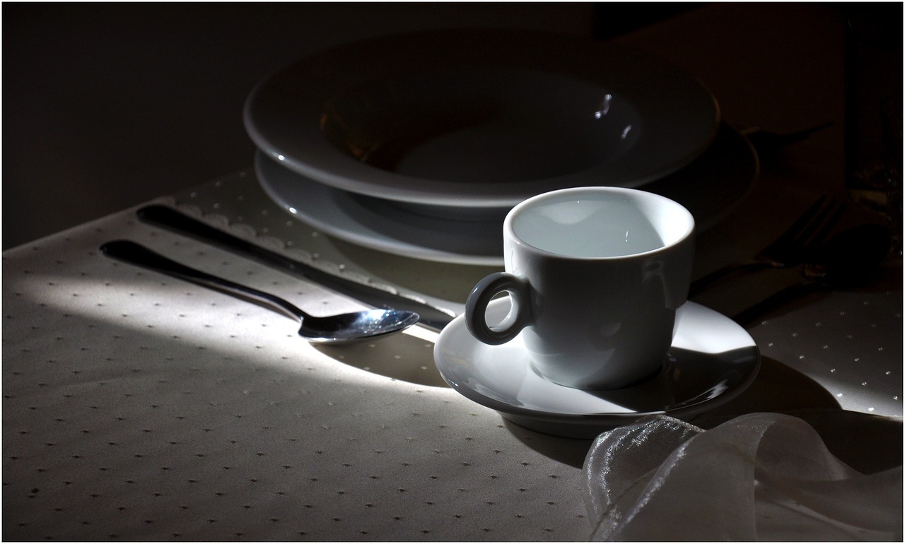 Guida completa a Extrabianco: Il tuo alleato contro le macchie del caffè